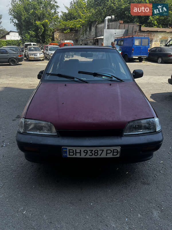 Седан Suzuki Swift 1995 в Одесі