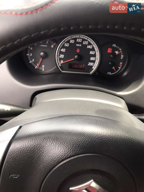 Хэтчбек Suzuki Swift 2010 в Каменец-Подольском