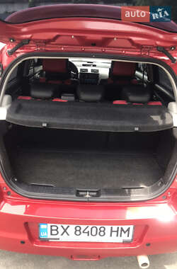 Хетчбек Suzuki Swift 2010 в 