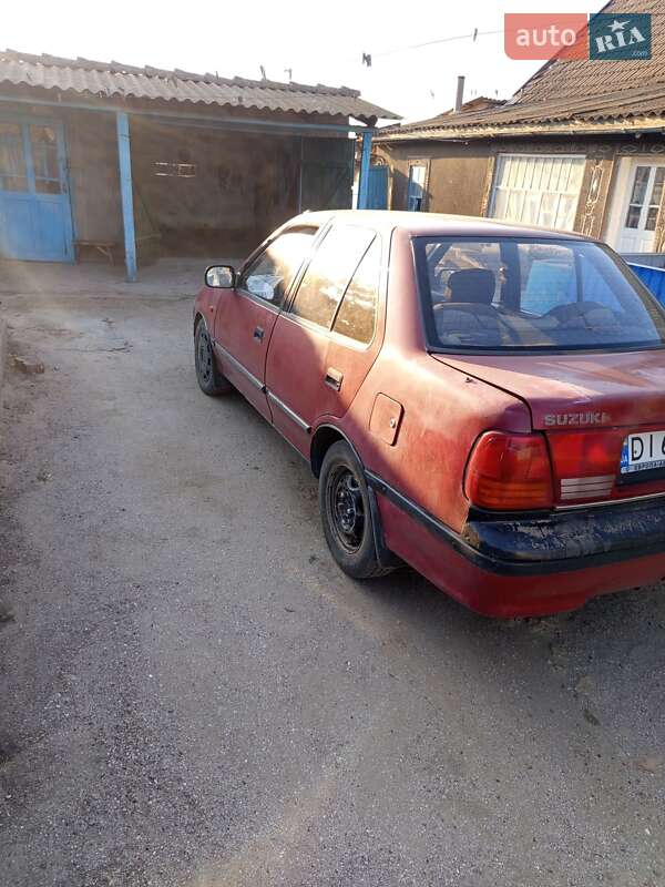 Седан Suzuki Swift 1994 в Білгороді-Дністровському