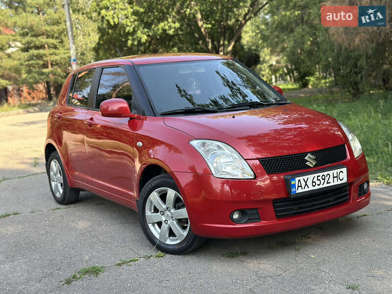 Хэтчбек Suzuki Swift 2007 в 