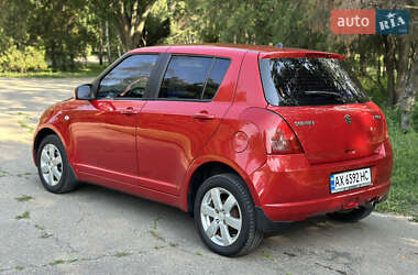 Хэтчбек Suzuki Swift 2007 в 