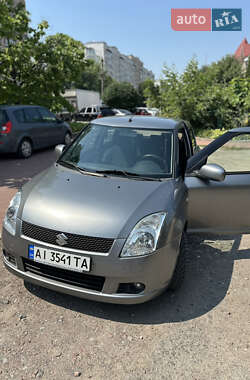 Хетчбек Suzuki Swift 2007 в 