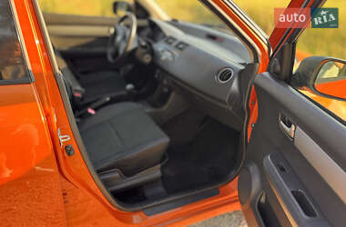 Хетчбек Suzuki Swift 2006 в 