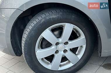 Хэтчбек Suzuki Swift 2010 в 
