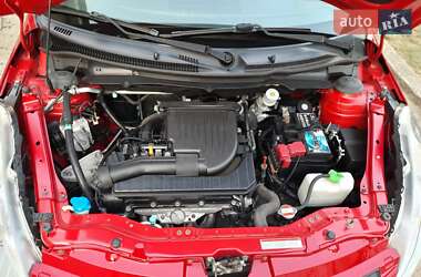 Хэтчбек Suzuki Swift 2011 в 