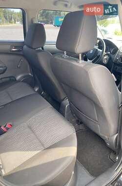 Хэтчбек Suzuki Swift 2012 в 