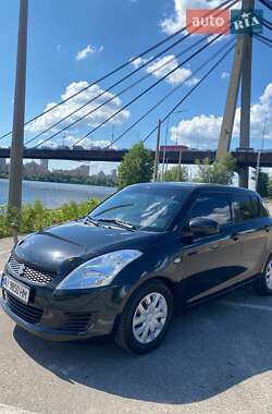 Хэтчбек Suzuki Swift 2012 в Киеве