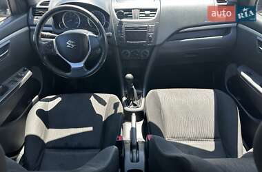 Хетчбек Suzuki Swift 2011 в 