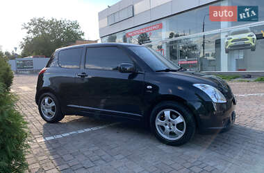 Хэтчбек Suzuki Swift 2008 в 