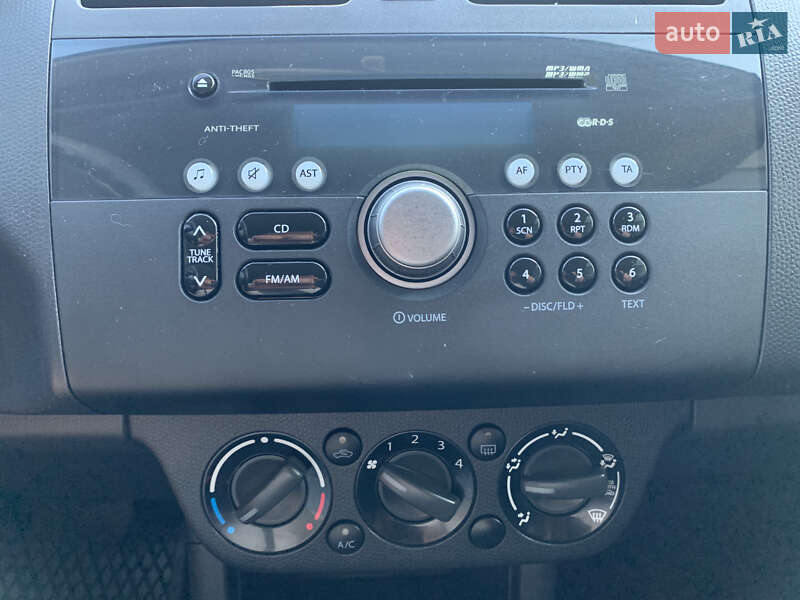 Хетчбек Suzuki Swift 2008 в Рівному фото 28 Хетчбек Suzuki Swift 2008 в Рівному