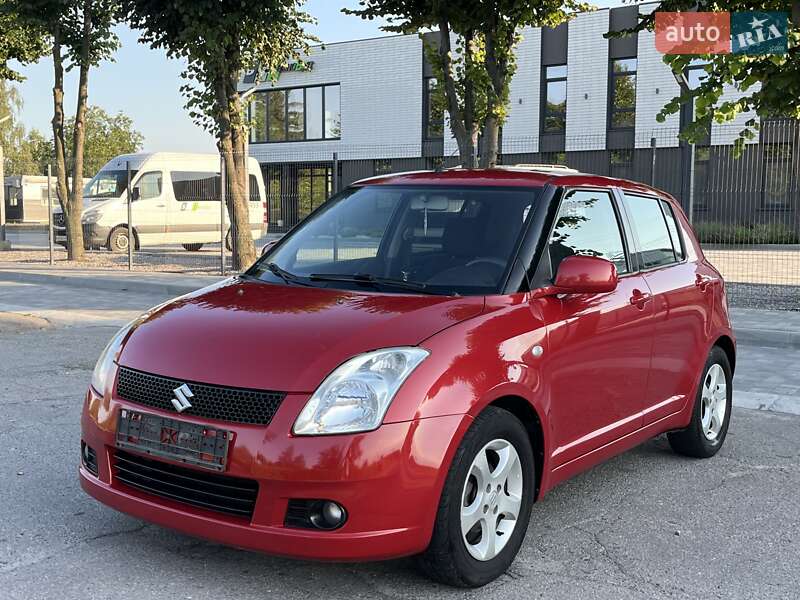 Хэтчбек Suzuki Swift 2006 в 