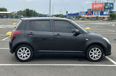 Хэтчбек Suzuki Swift 2007 в 