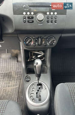 Хэтчбек Suzuki Swift 2007 в 
