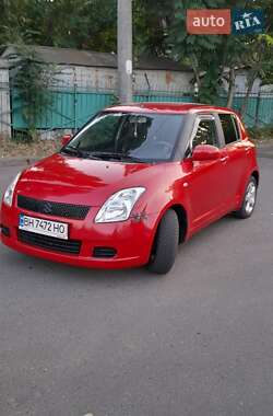Хэтчбек Suzuki Swift 2006 в Одессе