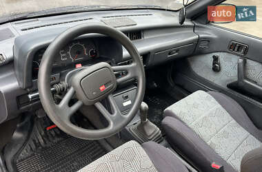 Хэтчбек Suzuki Swift 1990 в 