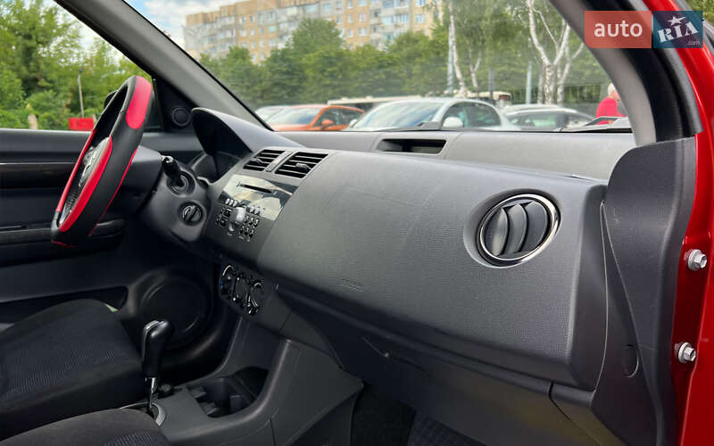 Хэтчбек Suzuki Swift 2007 в Львове
