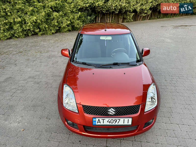 Хэтчбек Suzuki Swift 2008 в Калуше