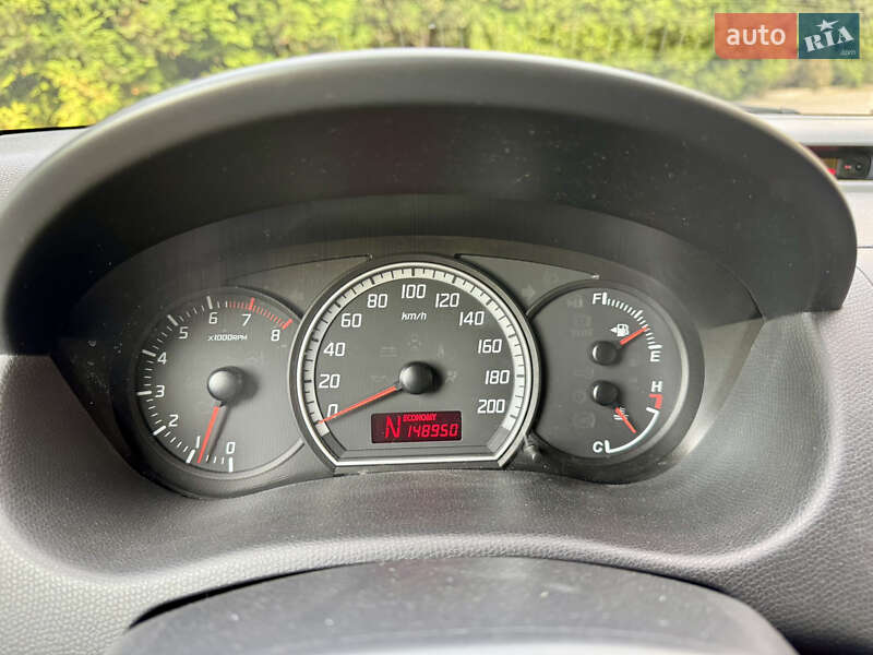 Хэтчбек Suzuki Swift 2008 в Калуше