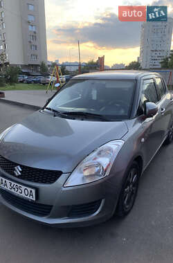 Хэтчбек Suzuki Swift 2011 в Киеве