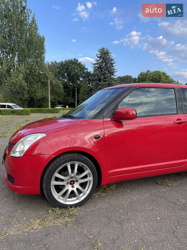 Хетчбек Suzuki Swift 2006 в Києві фото 4 Хетчбек Suzuki Swift 2006 в Києві