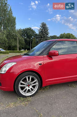 Хэтчбек Suzuki Swift 2006 в 