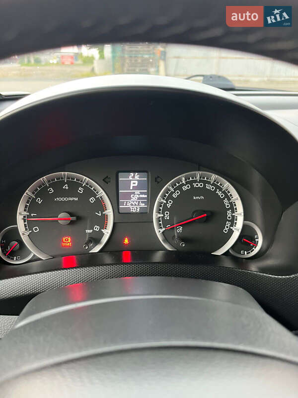 Хэтчбек Suzuki Swift 2012 в Киеве