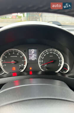 Хэтчбек Suzuki Swift 2012 в 