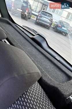 Хетчбек Suzuki Swift 2011 в 