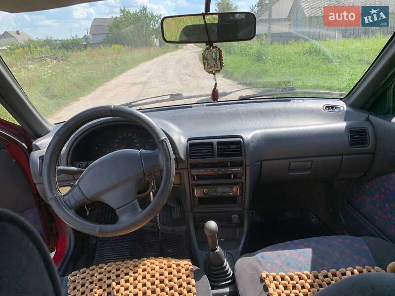 Седан Suzuki Swift 1996 в Костопілі