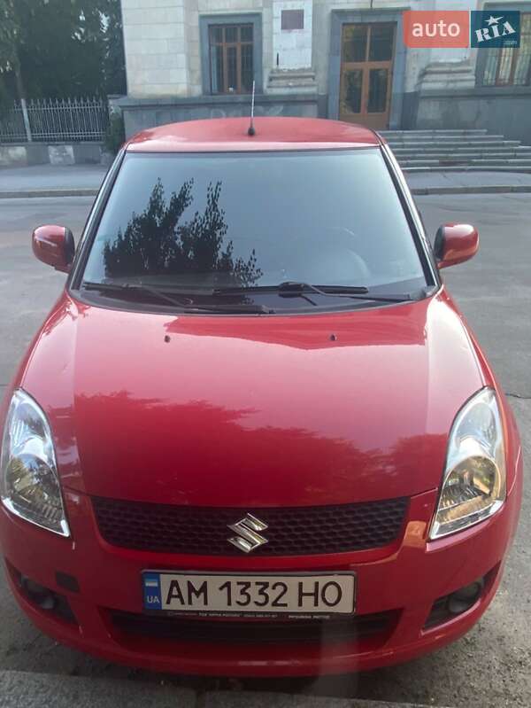 Хэтчбек Suzuki Swift 2008 в 