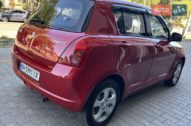 Хэтчбек Suzuki Swift 2007 в 