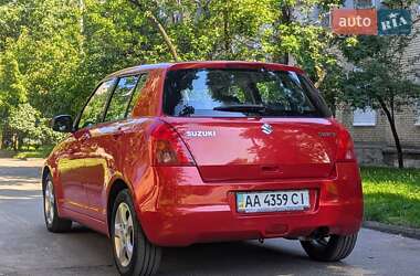 Хэтчбек Suzuki Swift 2007 в 
