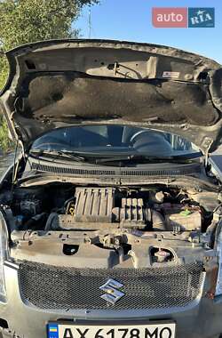 Хэтчбек Suzuki Swift 2008 в 