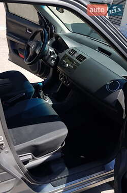 Хэтчбек Suzuki Swift 2008 в 
