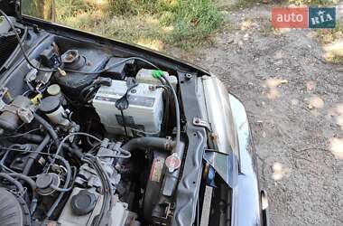 Седан Suzuki Swift 1993 в 