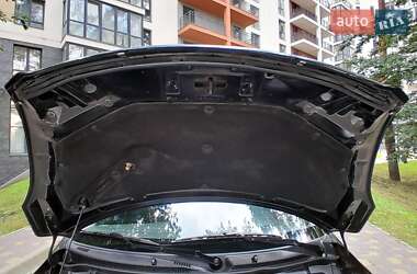 Хэтчбек Suzuki Swift 2012 в 