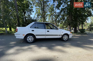 Седан Suzuki Swift 2001 в 