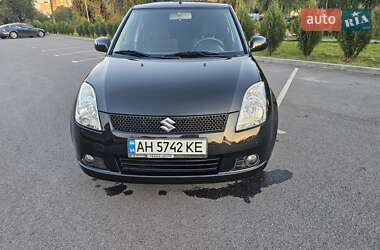 Хэтчбек Suzuki Swift 2007 в 