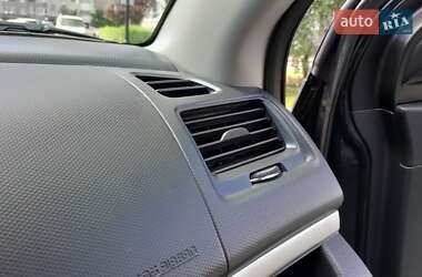 Хэтчбек Suzuki Swift 2012 в 
