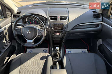 Хетчбек Suzuki Swift 2013 в 