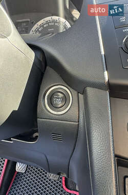 Хетчбек Suzuki Swift 2013 в 