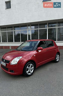 Хэтчбек Suzuki Swift 2006 в 