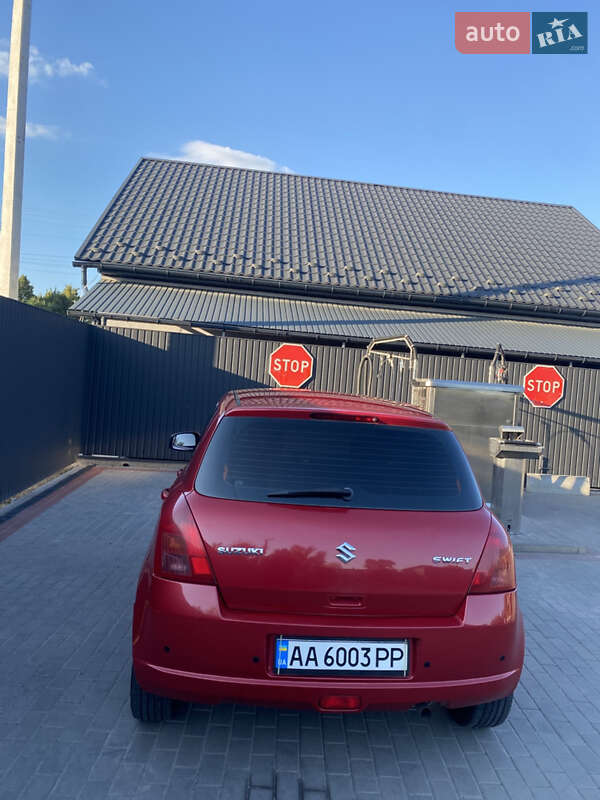 Хэтчбек Suzuki Swift 2005 в Березане фото 3 Хэтчбек Suzuki Swift 2005 в Березане