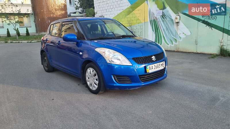 Хетчбек Suzuki Swift 2012 в Києві фото 7 Хетчбек Suzuki Swift 2012 в Києві