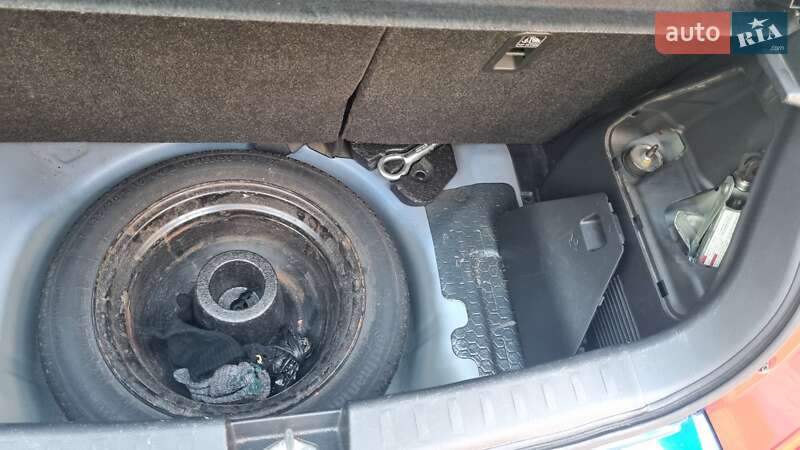 Хетчбек Suzuki Swift 2012 в Києві фото 21 Хетчбек Suzuki Swift 2012 в Києві