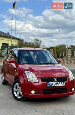 Хэтчбек Suzuki Swift 2006 в 