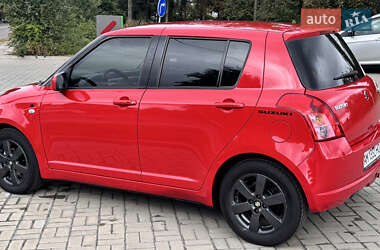 Хэтчбек Suzuki Swift 2008 в 
