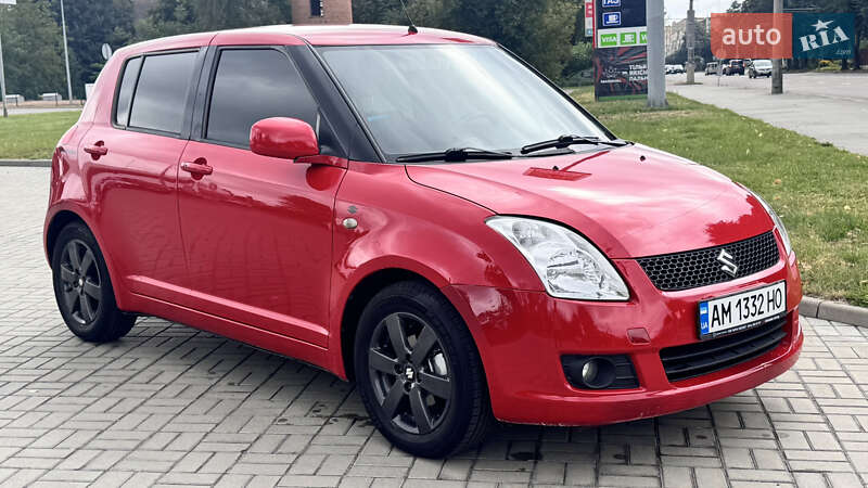Хетчбек Suzuki Swift 2008 в Житомирі