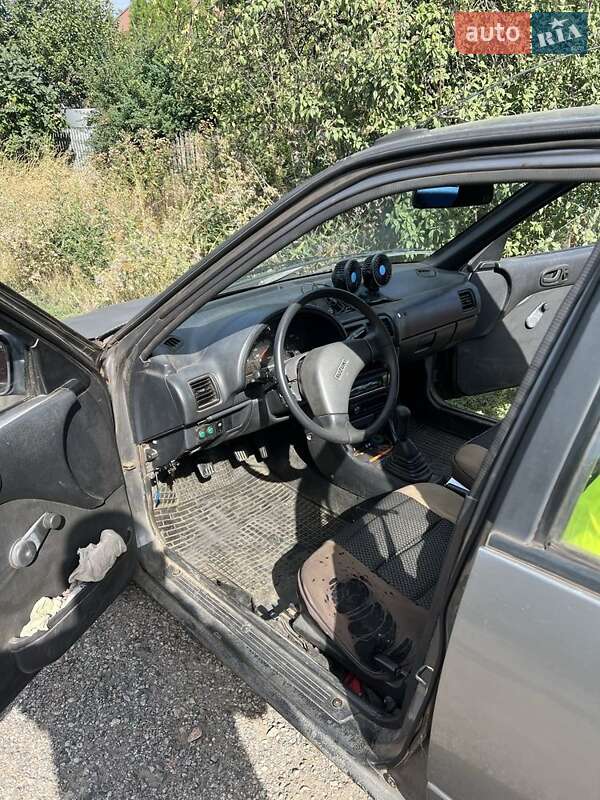Suzuki Swift 1994